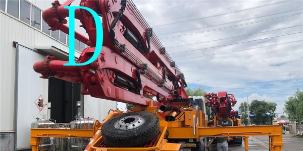 施工過程中，小型泵車以下幾點禁止發(fā)生