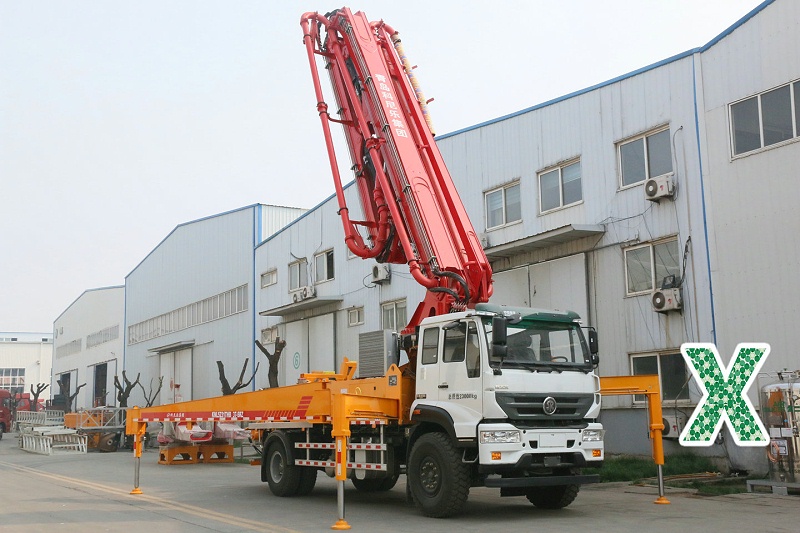 青島小型混凝土泵車價(jià)格 (10)