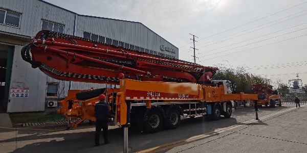 混凝土泵車施工需要多大的場地呢？