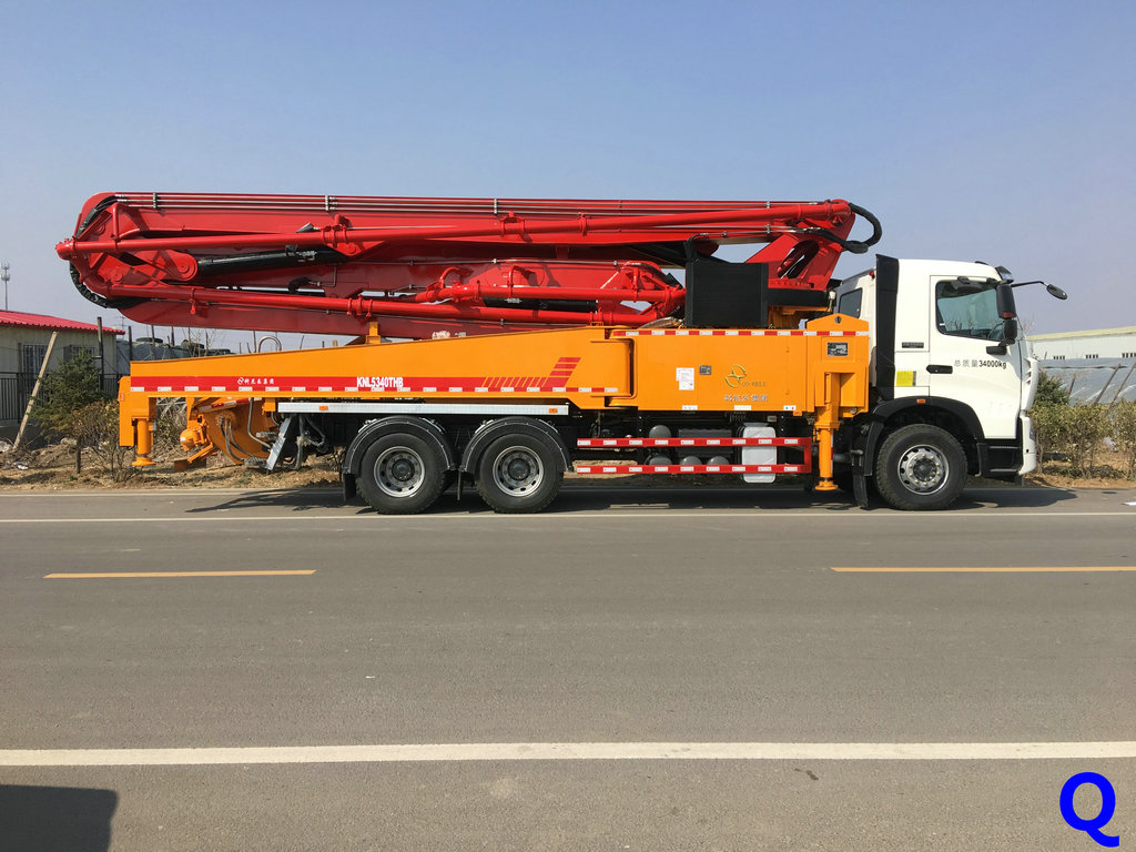 小型混凝土泵車，小型泵車，天泵，混凝土泵車