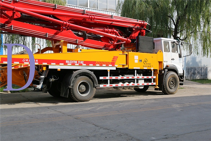 青島混凝土泵車價格 (12)