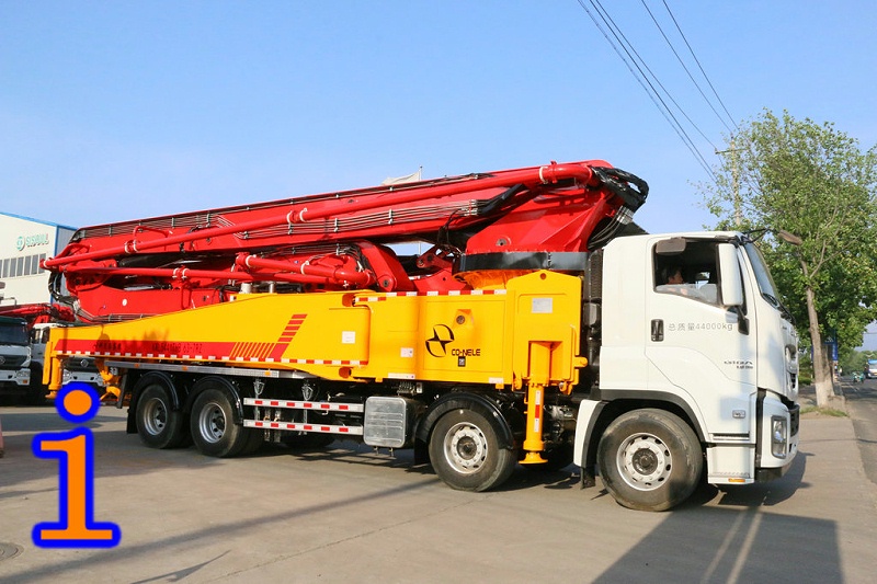 青島小型混凝土泵車價格 (15)