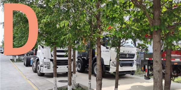 泵車到施工現(xiàn)場后打泵前應(yīng)做哪些準備工作