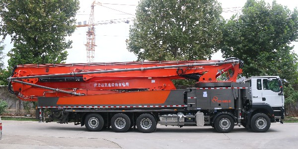 不同季節使用泵車要注意什么