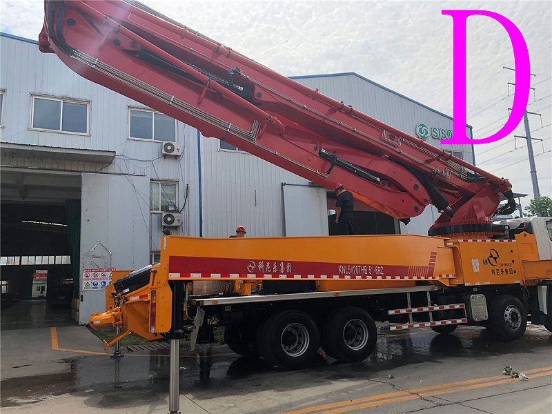 青島小型混凝土泵車價格 (14)