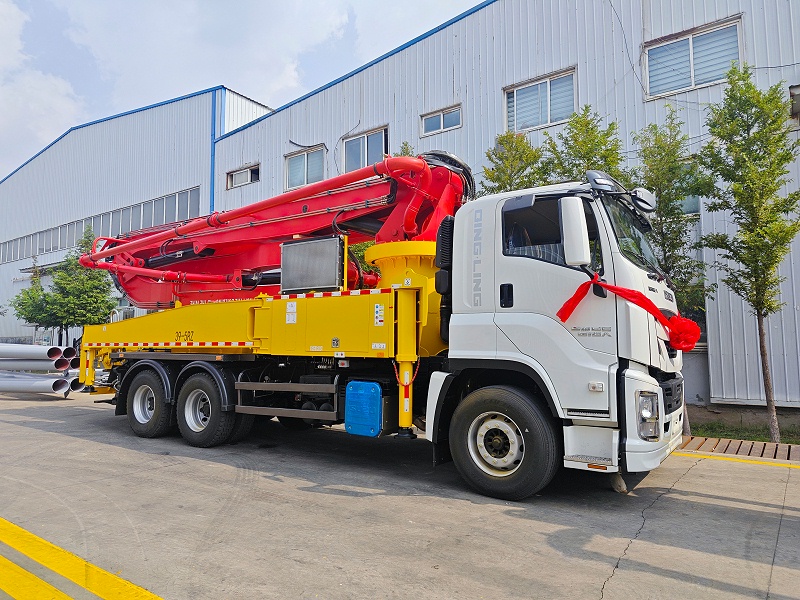 39米泵車五十鈴（三橋）發(fā)貨 (3)