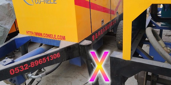 混凝土泵之相對(duì)運(yùn)動(dòng)的眼鏡板和切割環(huán)之間是如何進(jìn)行完美配合的？