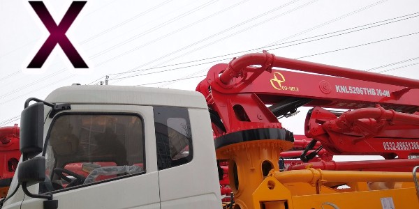 小型混凝土泵車液壓系統(tǒng)污損應(yīng)該怎樣解決？——科尼樂(lè)