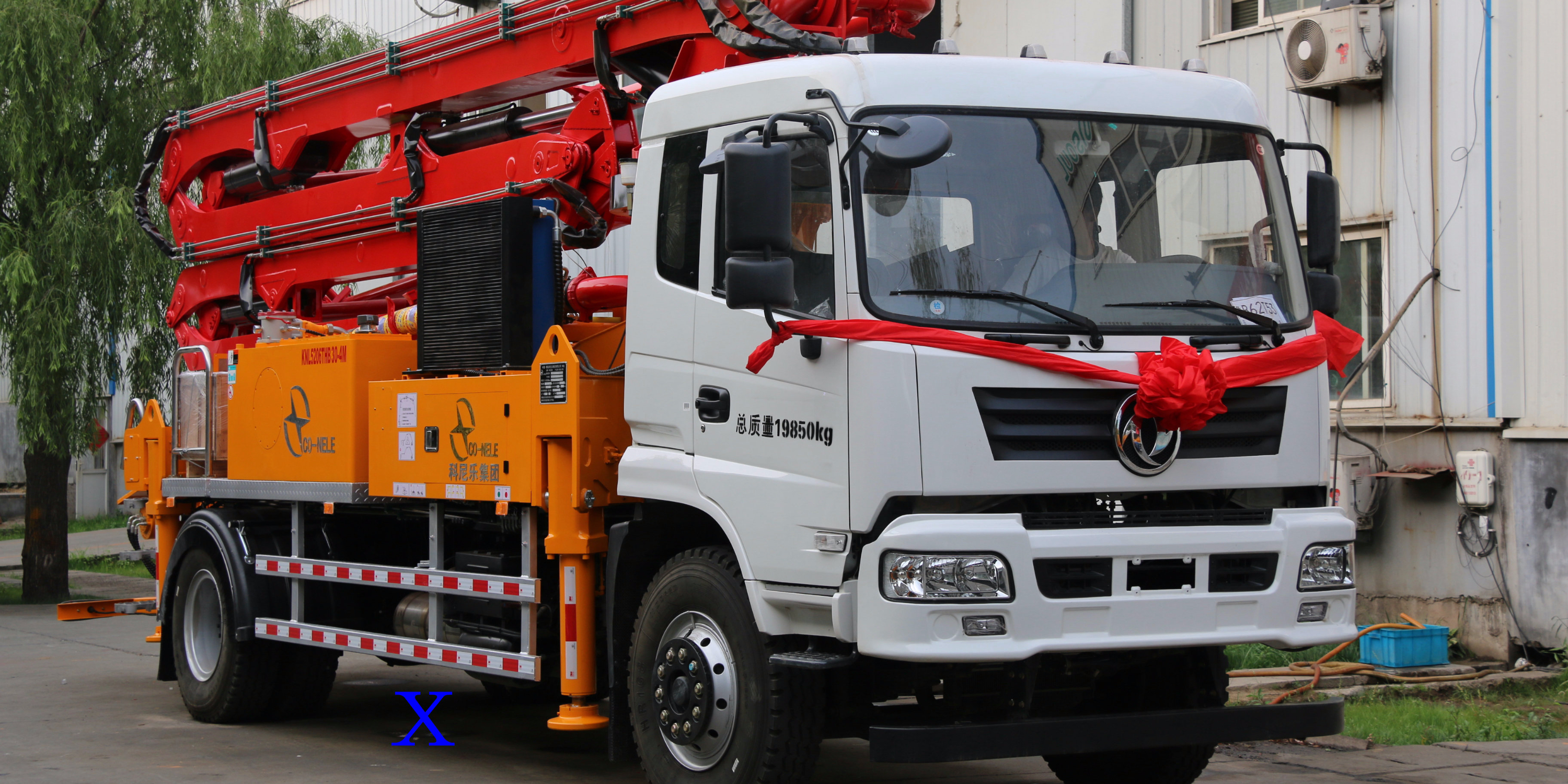 小型泵車機(jī)油使用注意事項(xiàng)